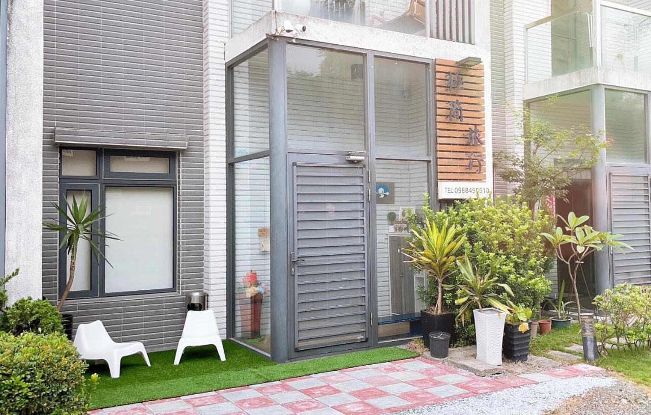 極簡旅行民宿 Simple Travel B&B Wujie Luaran gambar